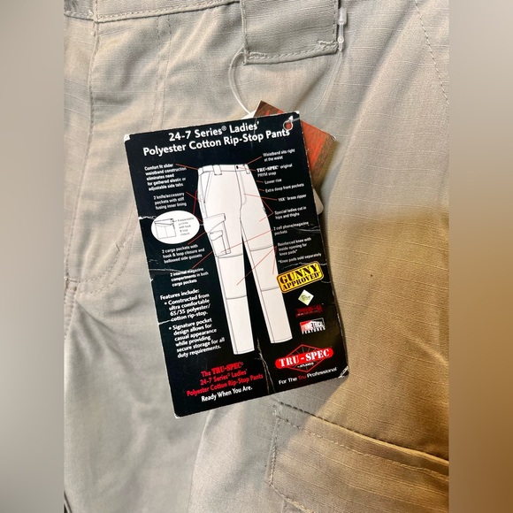 NWT Tru -Spec Women’s 24-7 Series Rip Stop Cargo Pants Work Wear Size 6 - Picture 3 of 4